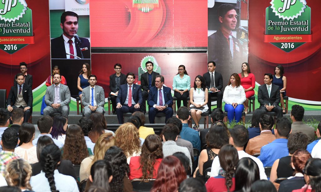 Entrega Del Premio Estatal De La Juventud 2016 LJA Aguascalientes