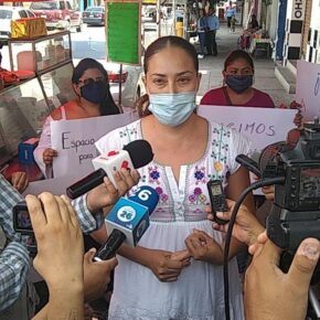 Marchan padres de familia por mala reubicación de Cendis por parte del  Issste en Aguascalientes - LJA Aguascalientes